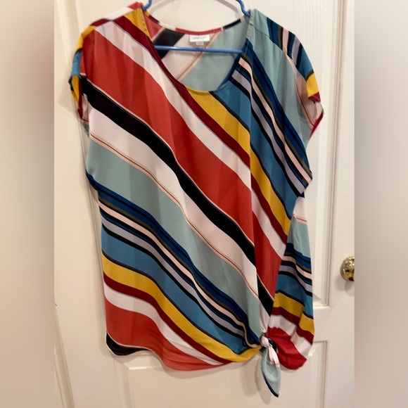 Avenue Green and Orange Asymmetrical Tie Front Cap Sleeve Blouse - Picture 1 of 4